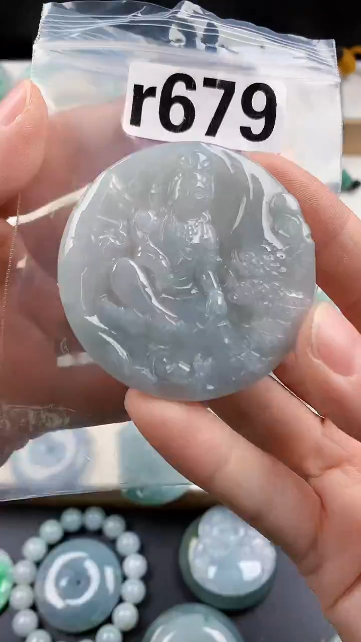 颈饰未镶嵌翡翠天然翡翠吊坠挂件
