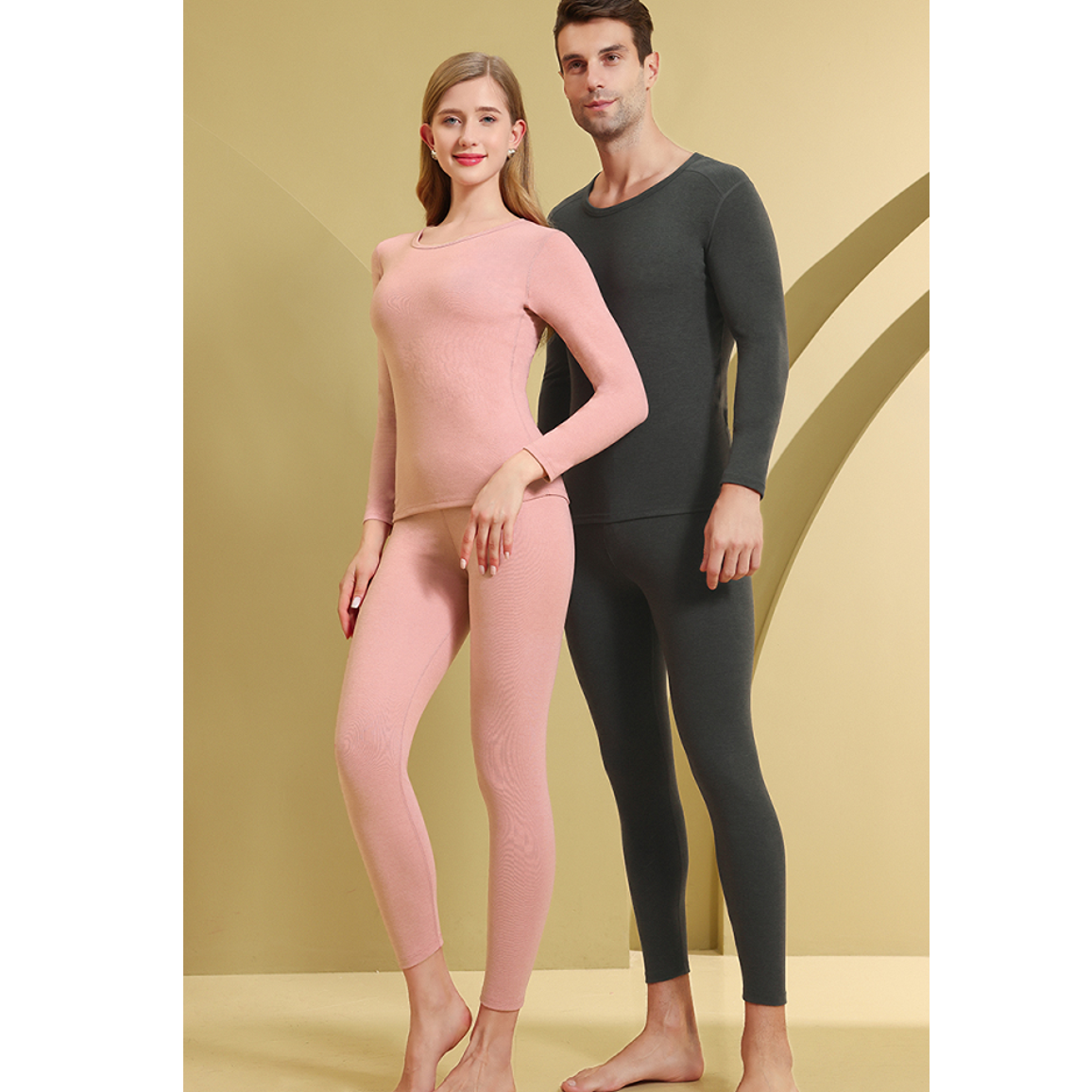 【8806】女款炫彩羊毛蚕丝德绒贴片保暖套装AKA