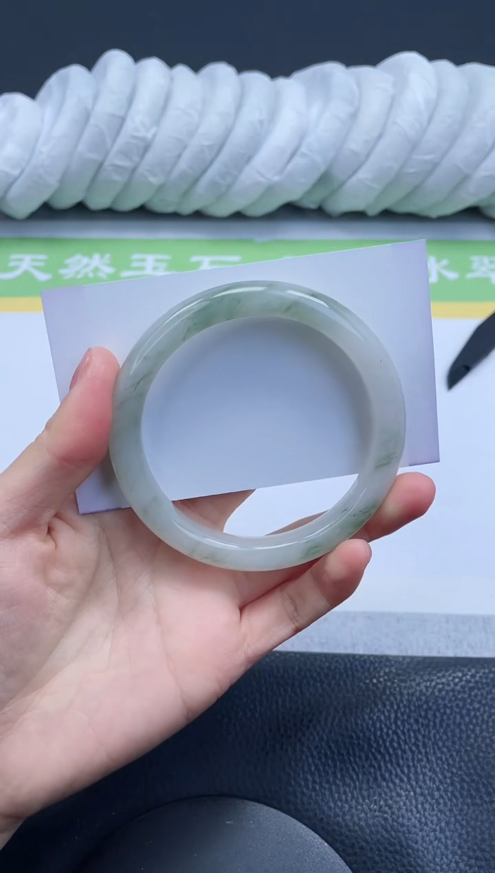 【闪购商品】石英质玉手镯未镶嵌A164-60+