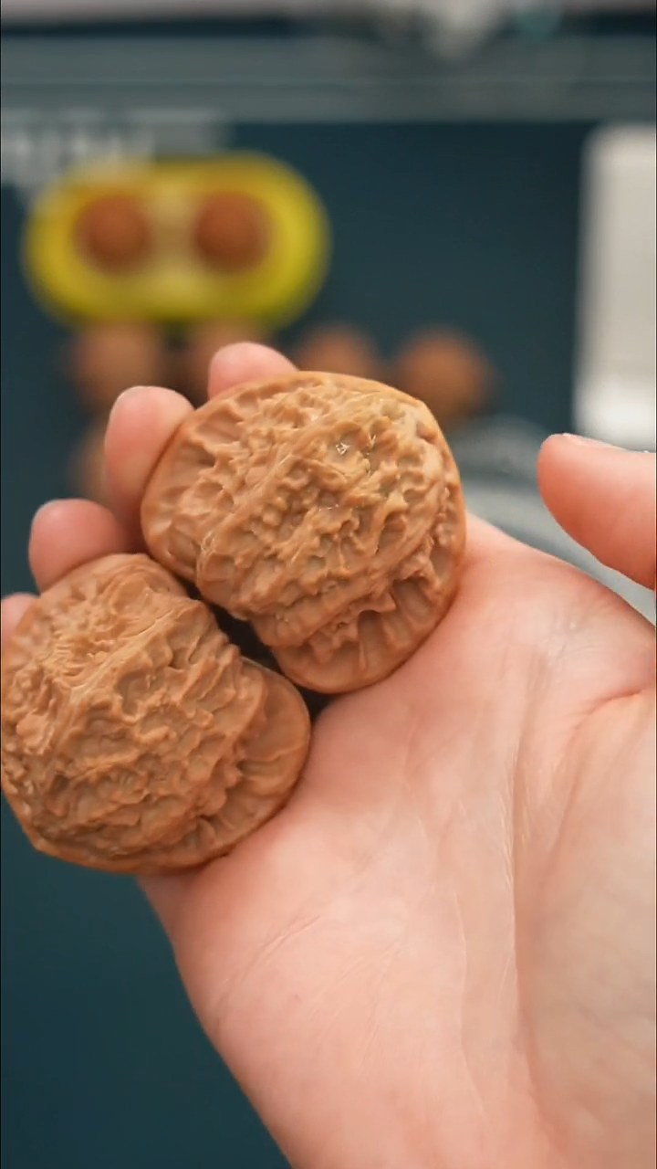 吊坠文玩核桃三角白42微修