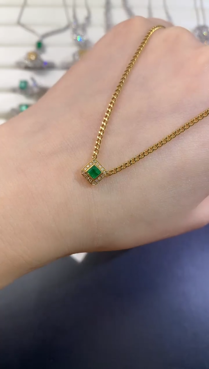 【闪购商品】套链18K金镶嵌祖母绿E184|2980