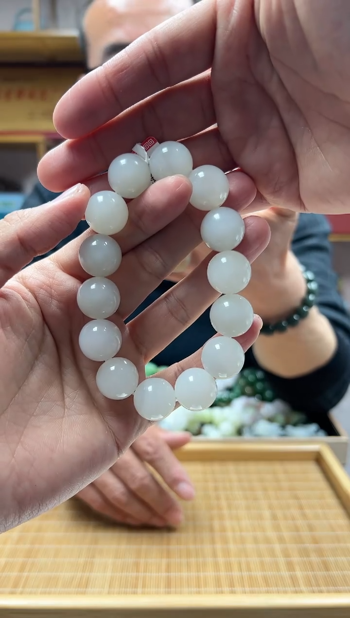 【闪购商品】和田玉手串未镶嵌16青海料