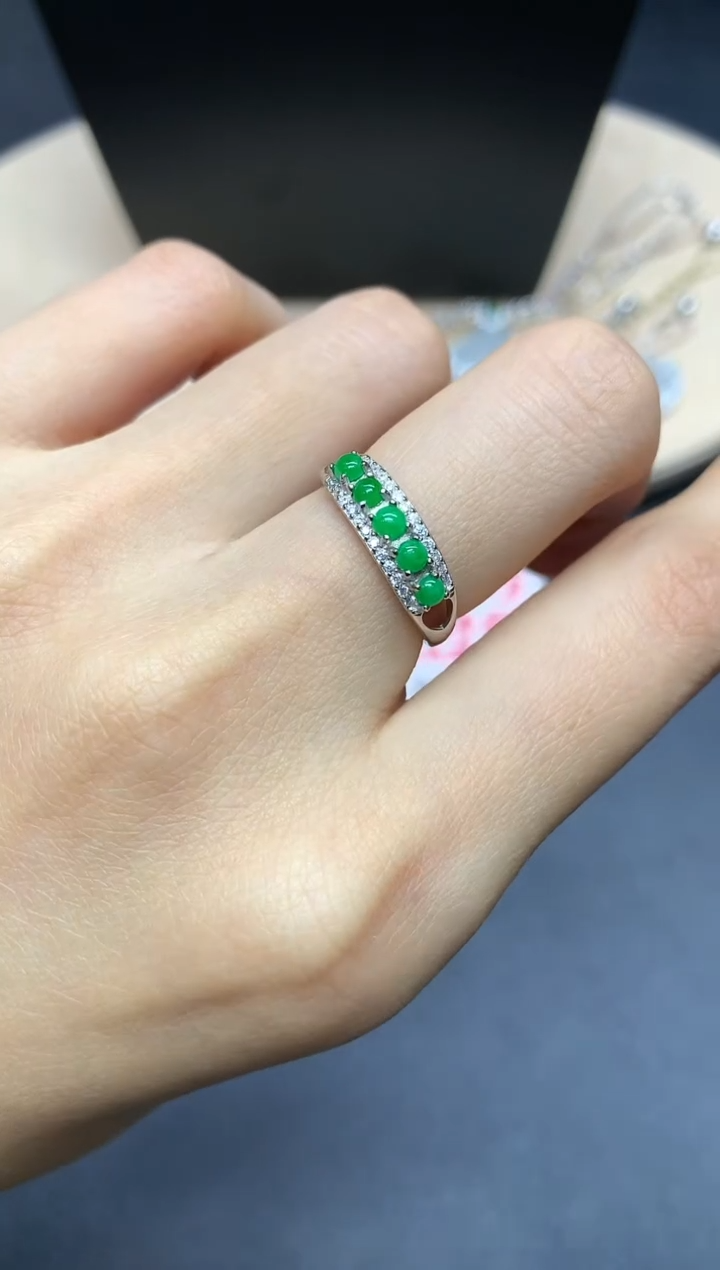 【闪购商品】翡翠戒指银S925镶嵌蛋面【多样性发其一】