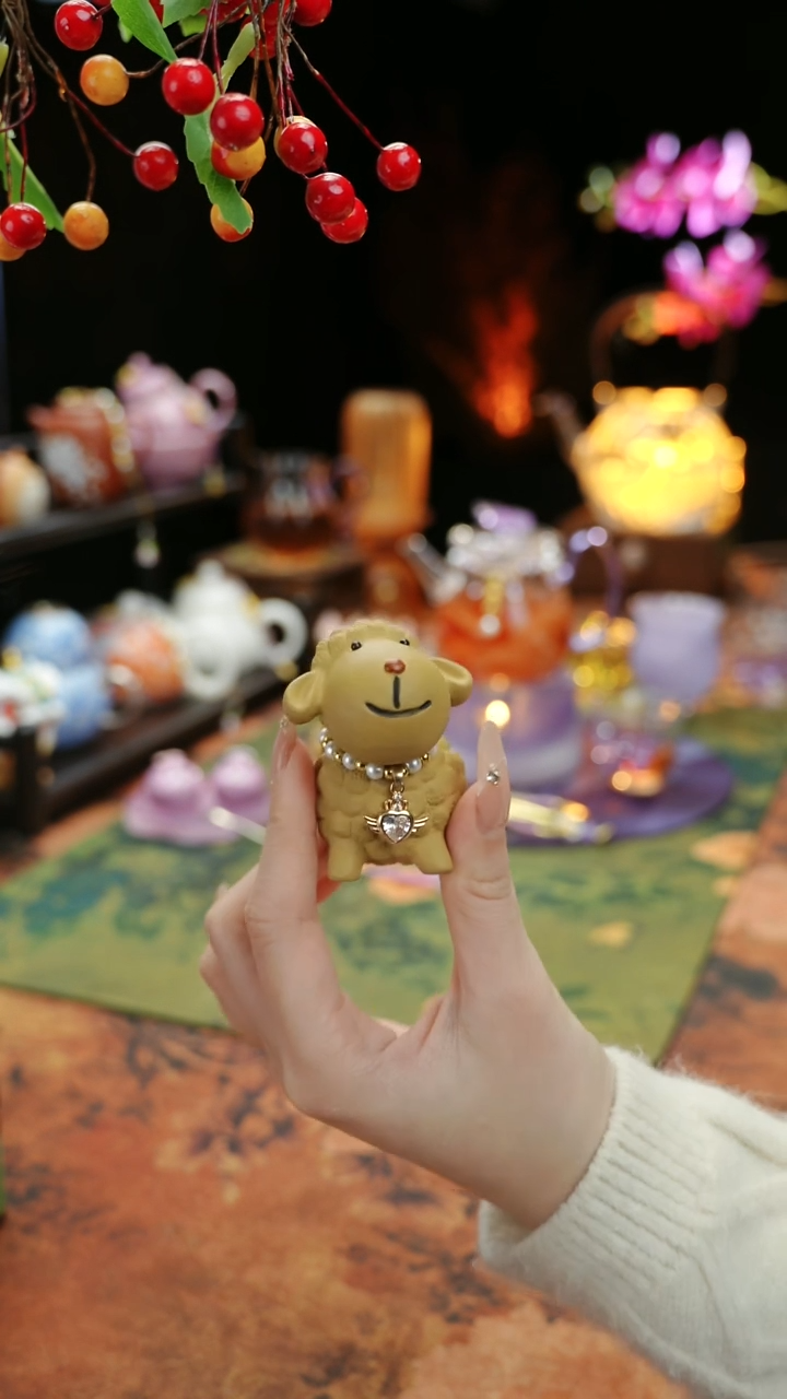 【闪购商品】快乐小羊紫砂茶宠摆件+链子