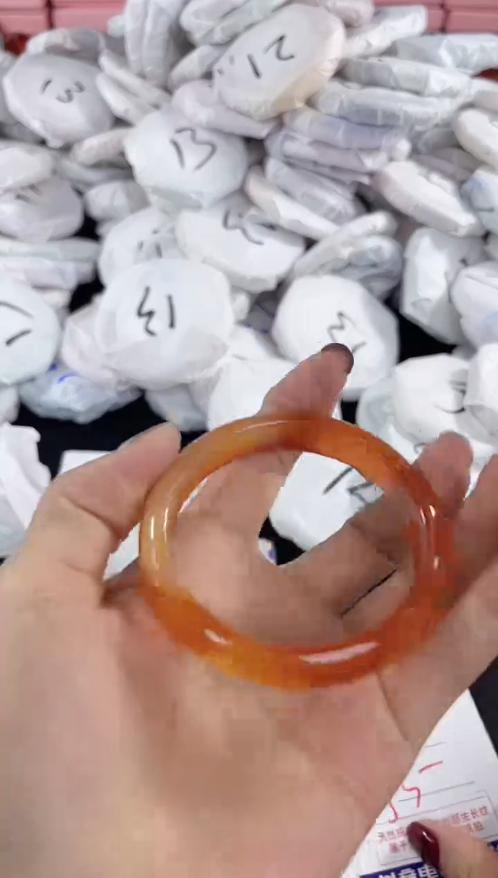 【闪购商品】玛瑙/玉髓手镯未镶嵌600