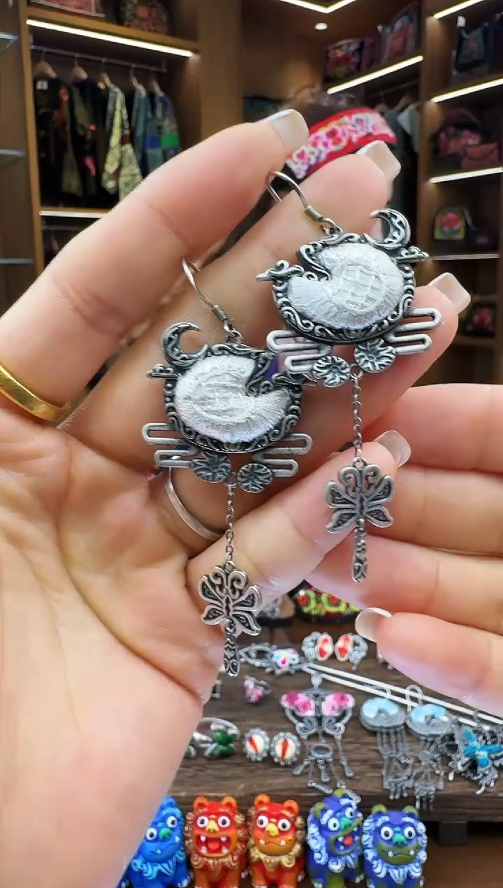 【闪购商品】织绣269黔东南苗族刺绣