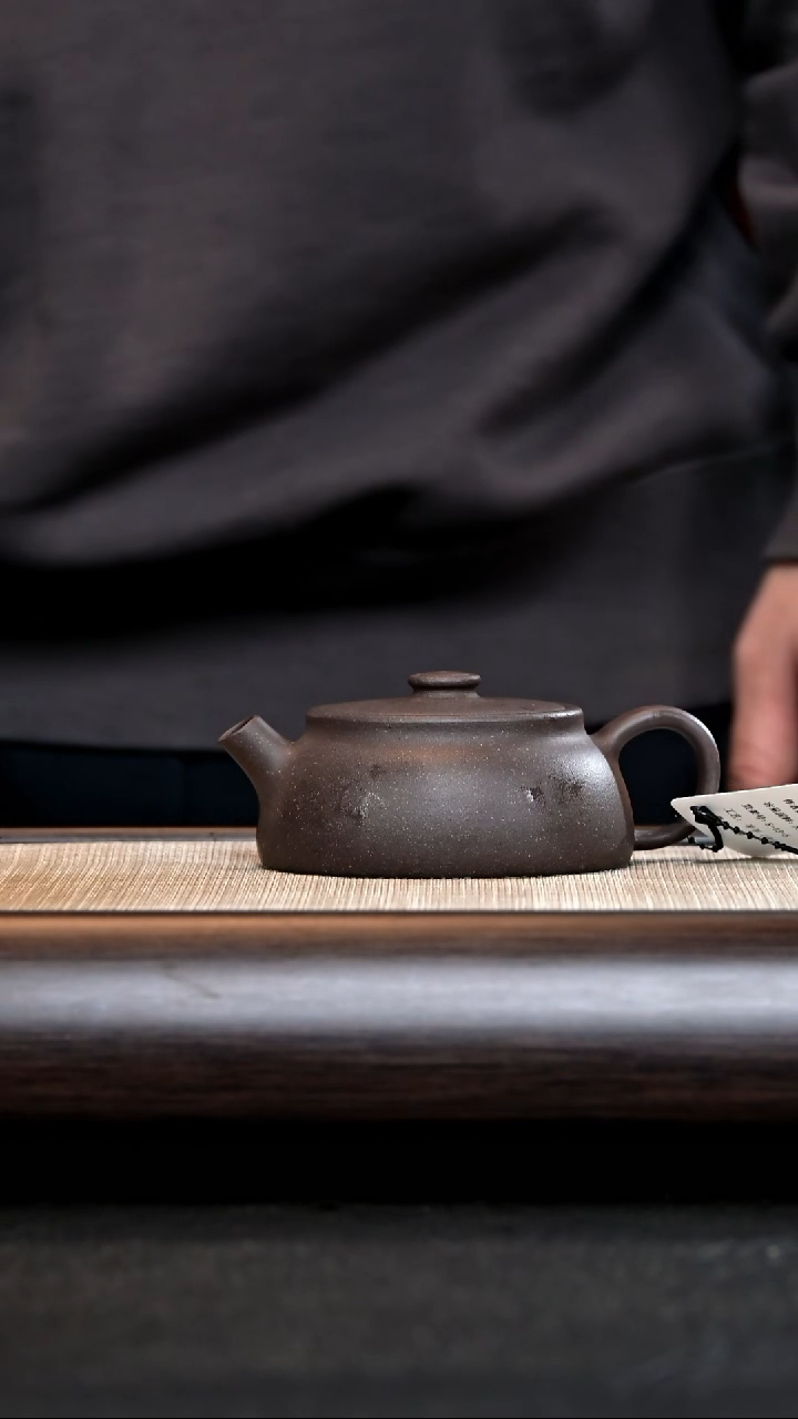 【闪购商品】紫砂茶壶EH13603 扁巨轮 天青