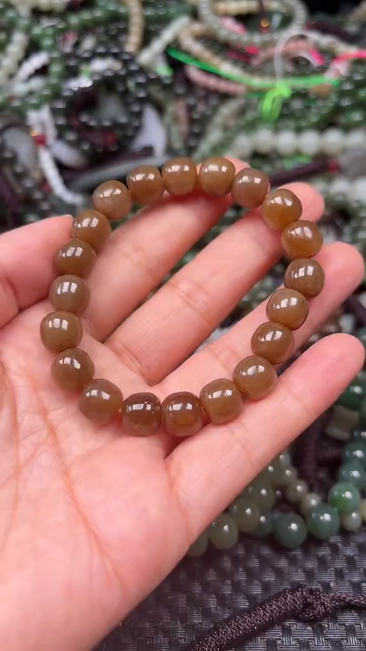 和田玉未镶嵌颈饰1