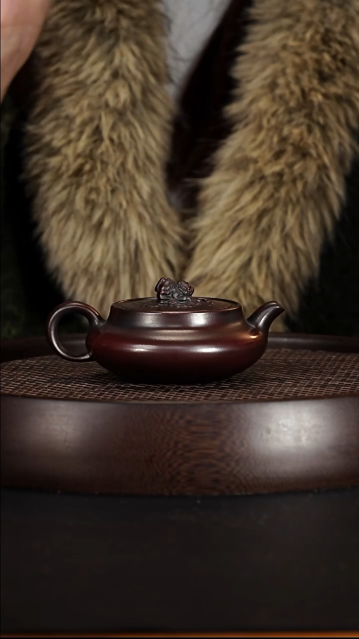 茶壶紫砂宜兴紫砂壶铁血红砂柴烧桑盘220cc