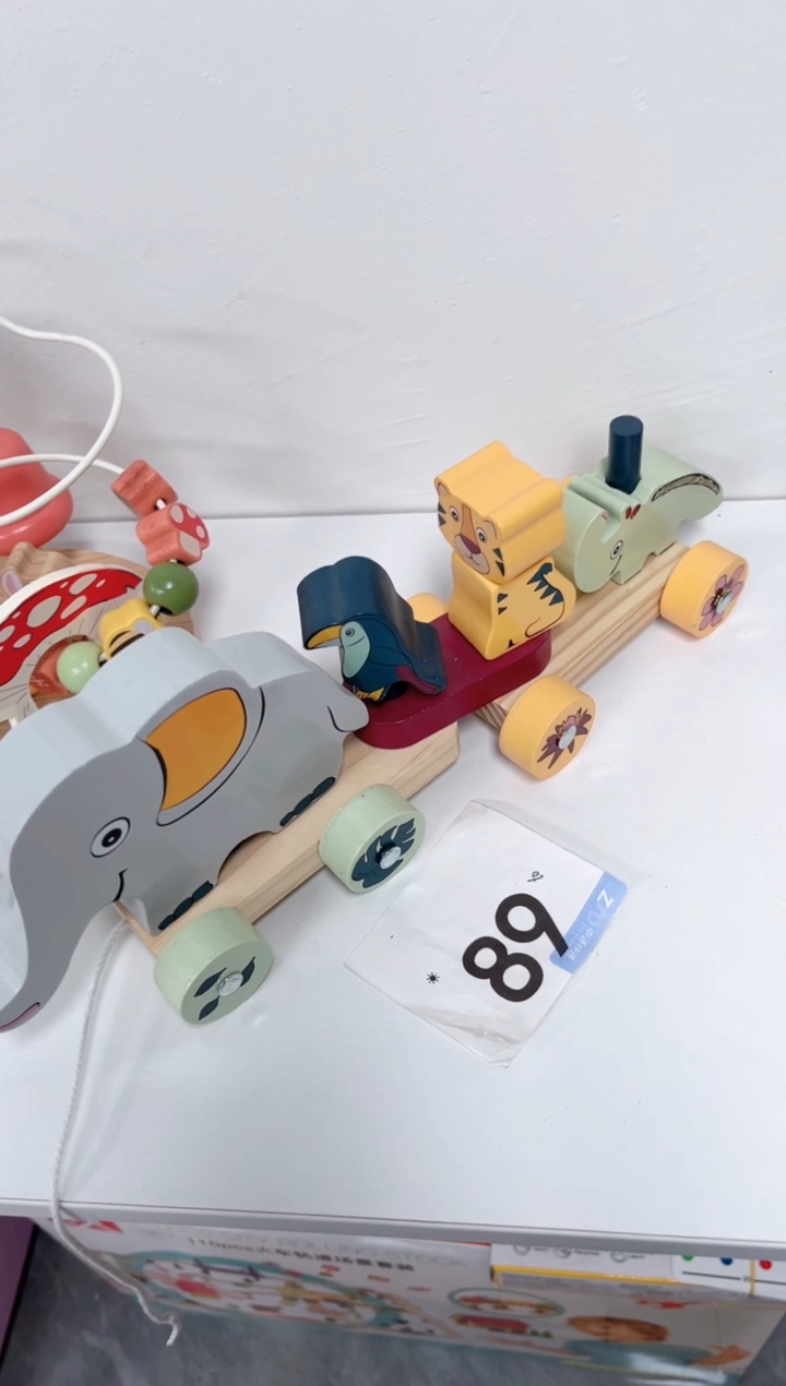 木大象拉车89....