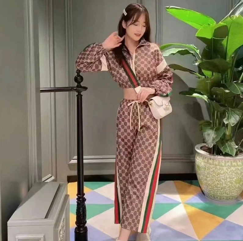 99新 GUCCI/古驰  IW0601 侧条纹logo满印阔腿长裤 XS码 