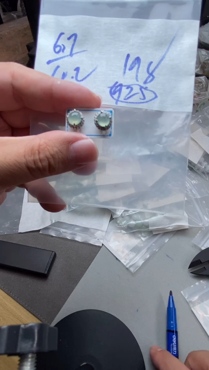 定制翡翠未镶嵌天然缅甸翡翠