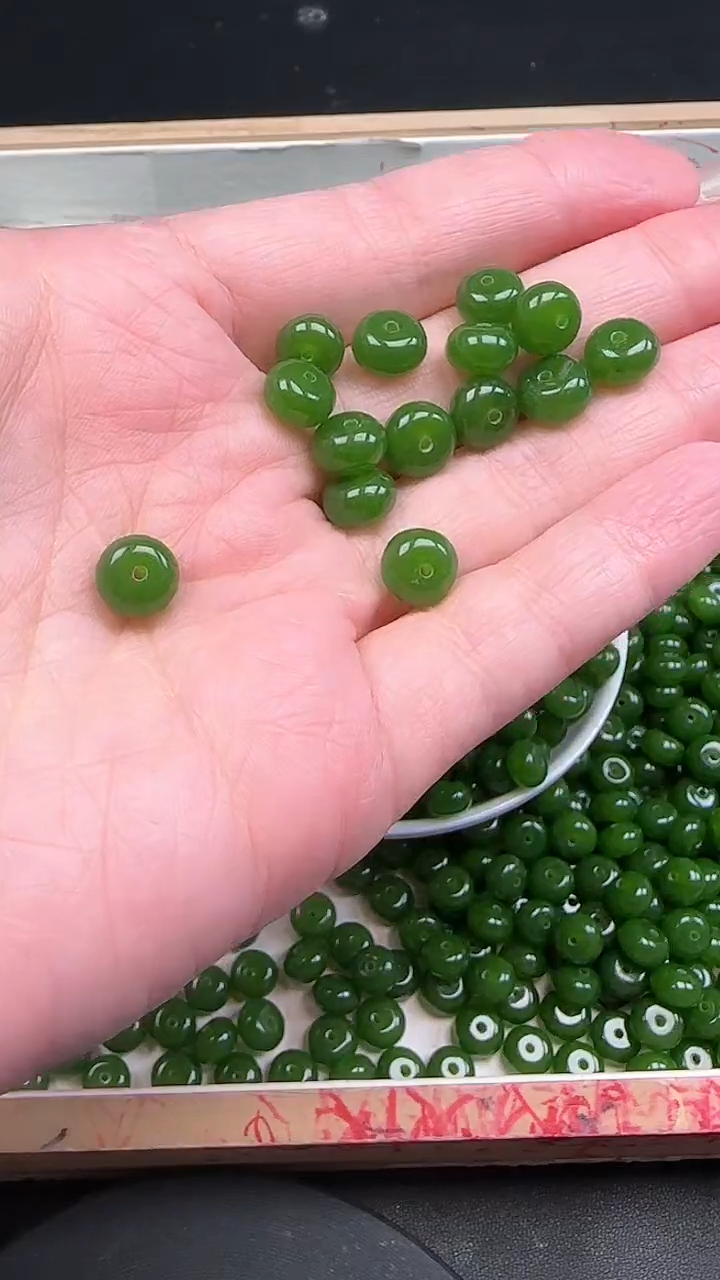 未镶嵌和田玉珠宝半成品碧玉N190卡5*8MM散珠20颗 赠弹力线