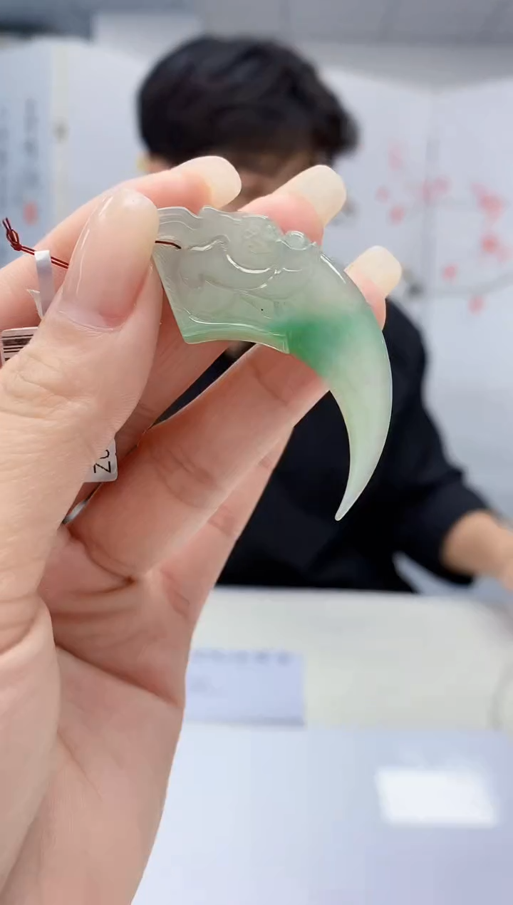 【闪购商品】定制翡翠未镶嵌5145lr-毛货挂件118