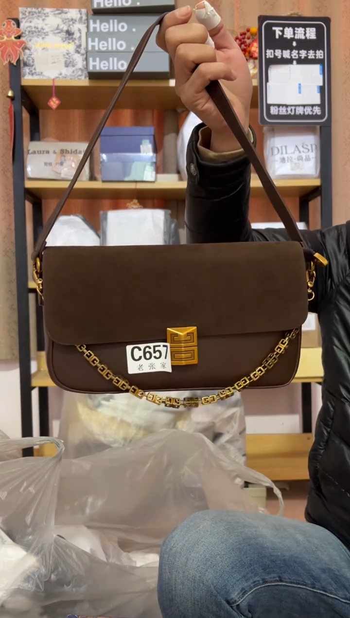 小牛剖层皮革老张家女包657