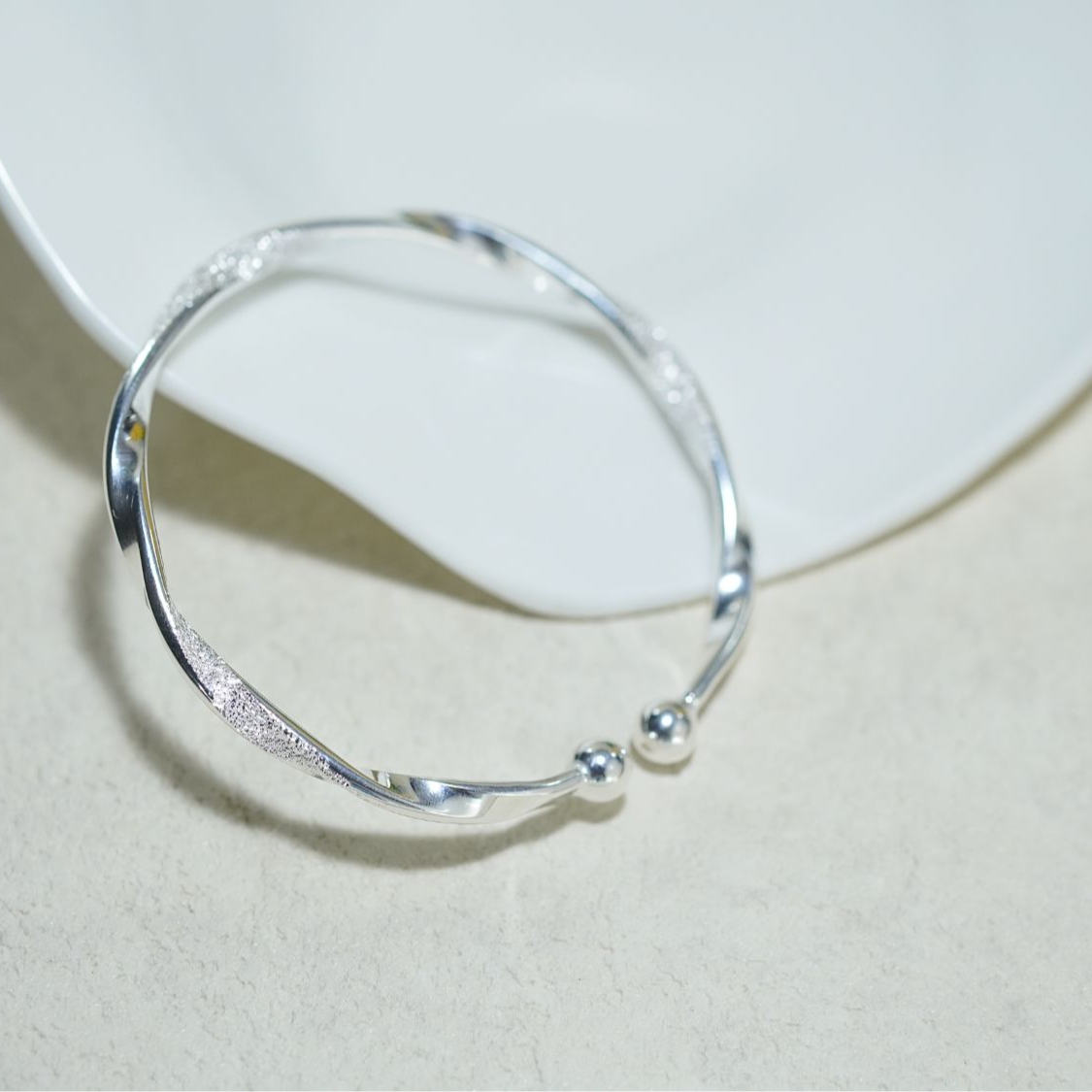 足银手镯 莫比乌斯环素圈圆环足银手镯