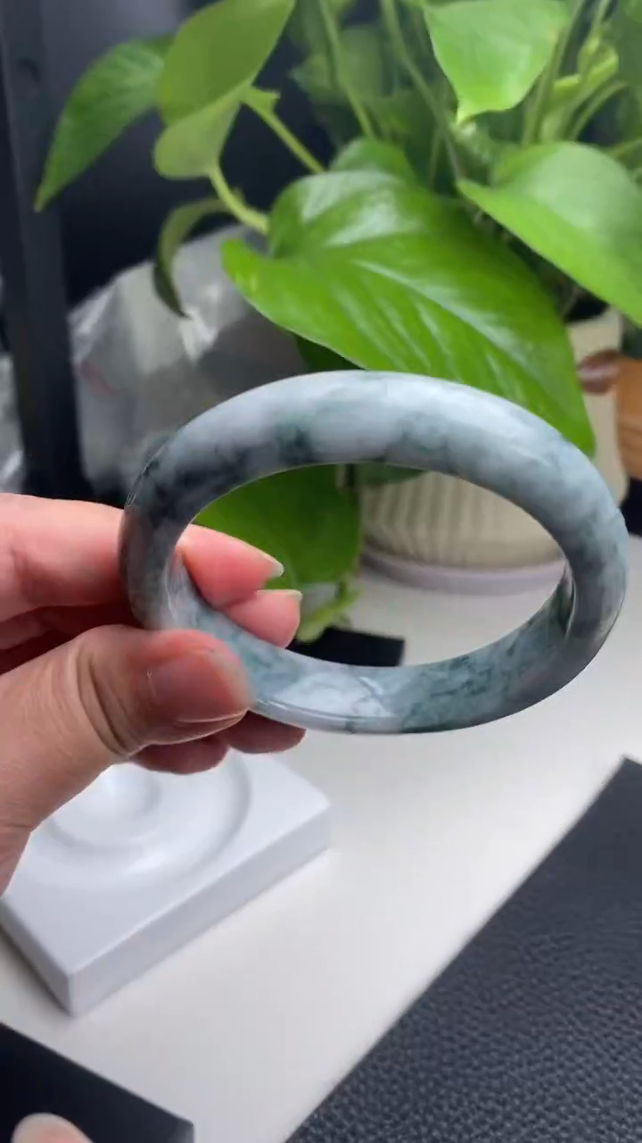 【闪购商品】翡翠挂件未镶嵌手镯