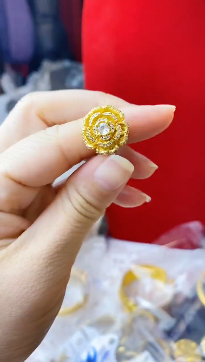 合金无012山茶花旋转戒指