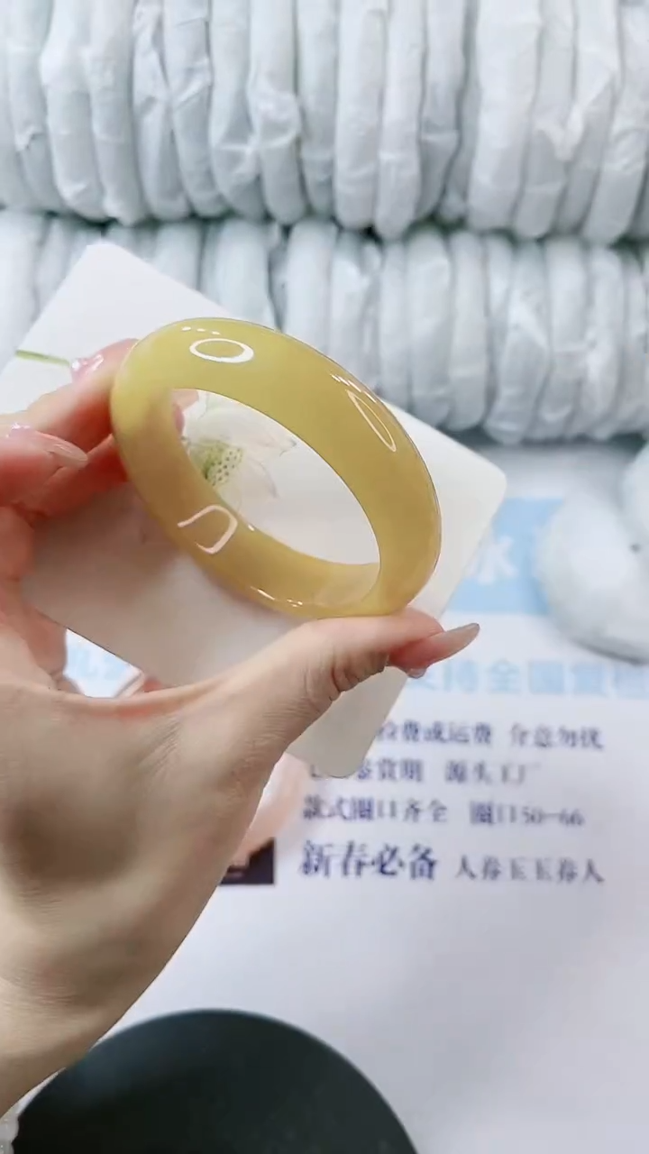 【闪购商品】石英质玉手镯未镶嵌0011652038-多样性发货
