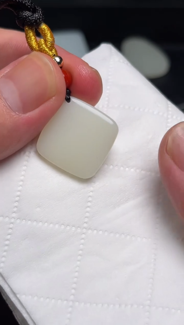 和田玉未镶嵌颈饰7