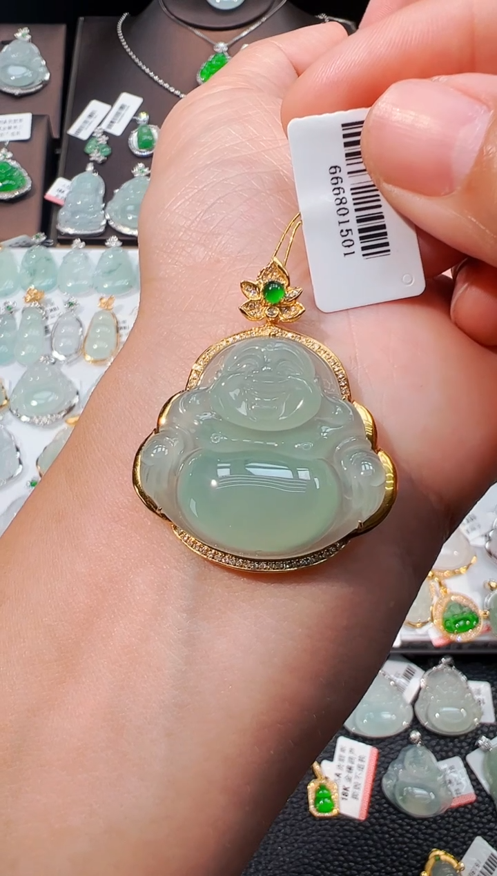 吊坠(不含链)18K金镶嵌翡翠佛公吊坠1501
