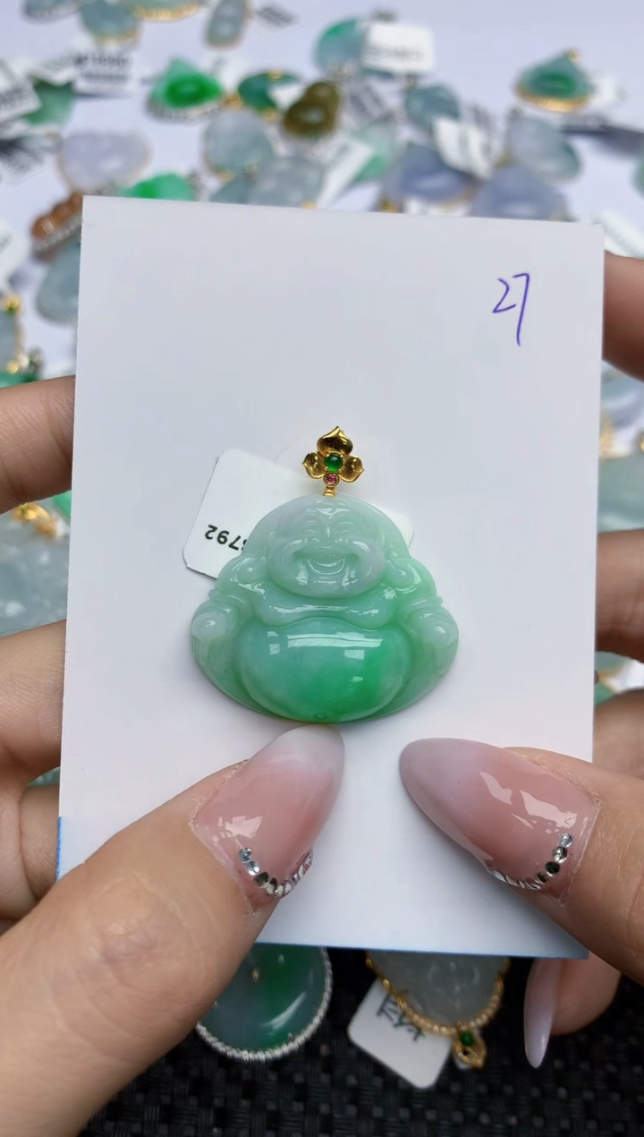【闪购商品】翡翠颈饰18K金镶嵌天然翡翠A货