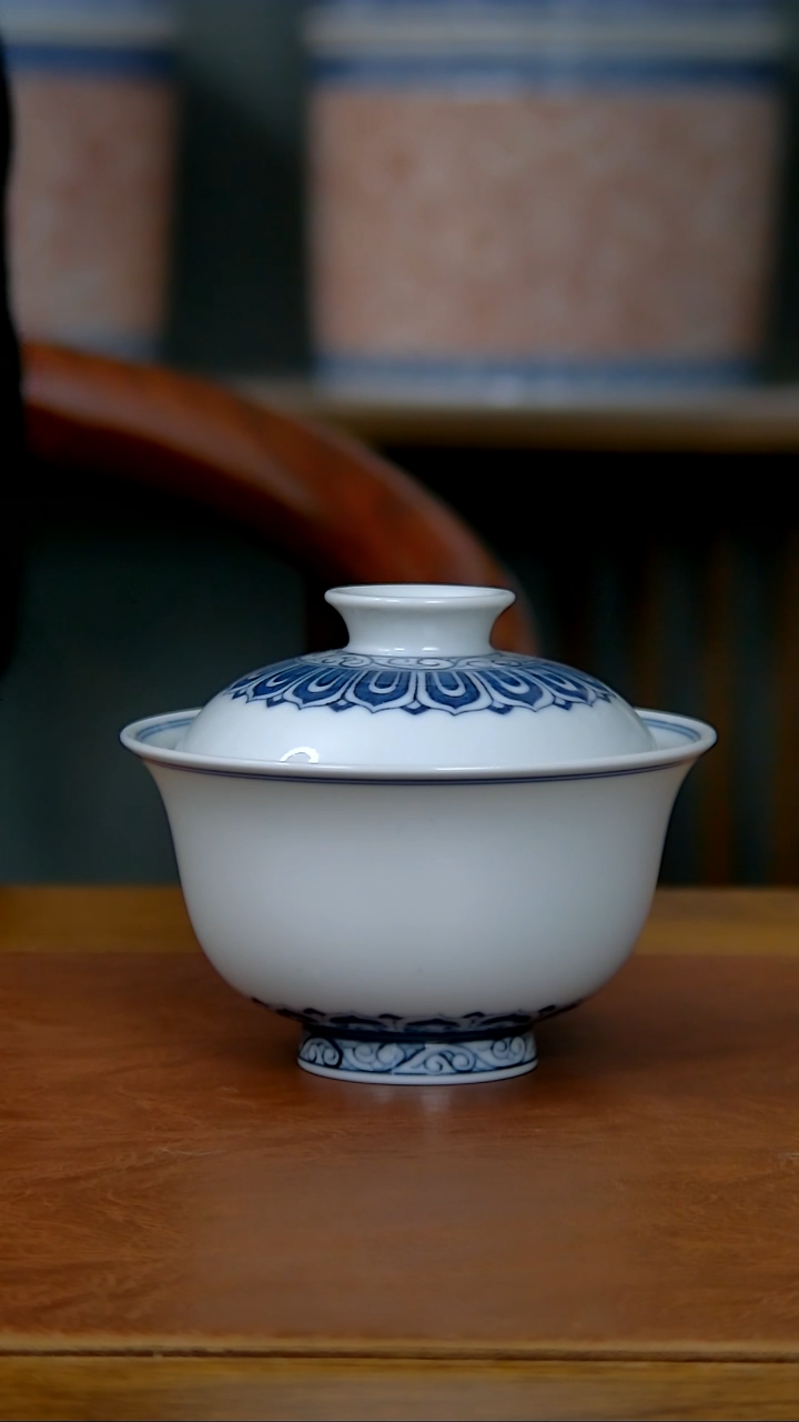 【闪购商品】陶瓷仿明宝相两才盖碗（柴窑）    