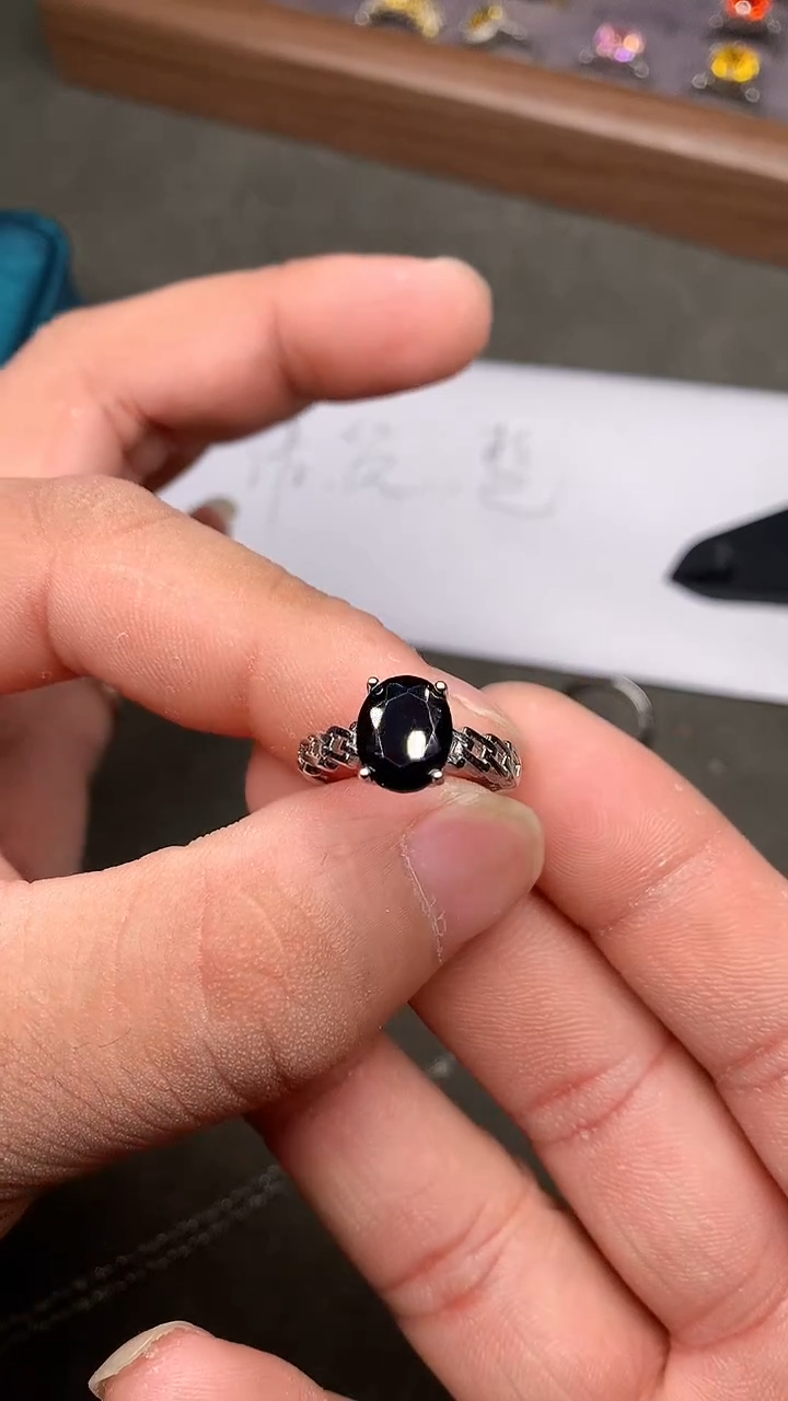 【闪购商品】蓝宝石戒指银S925镶嵌.........