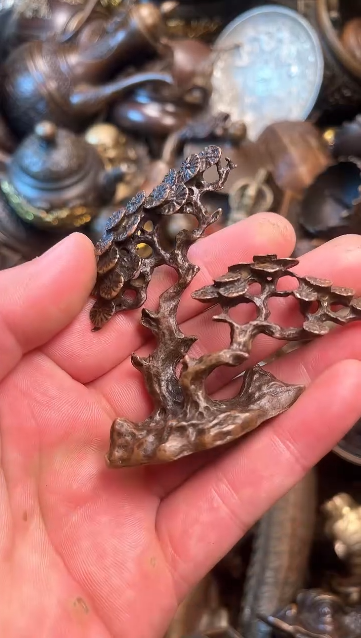 精美铜器点击下单