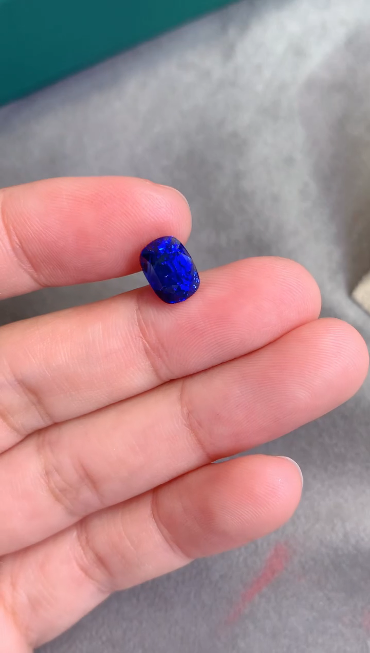 【闪购商品】蓝宝石裸石未镶嵌3.12CT