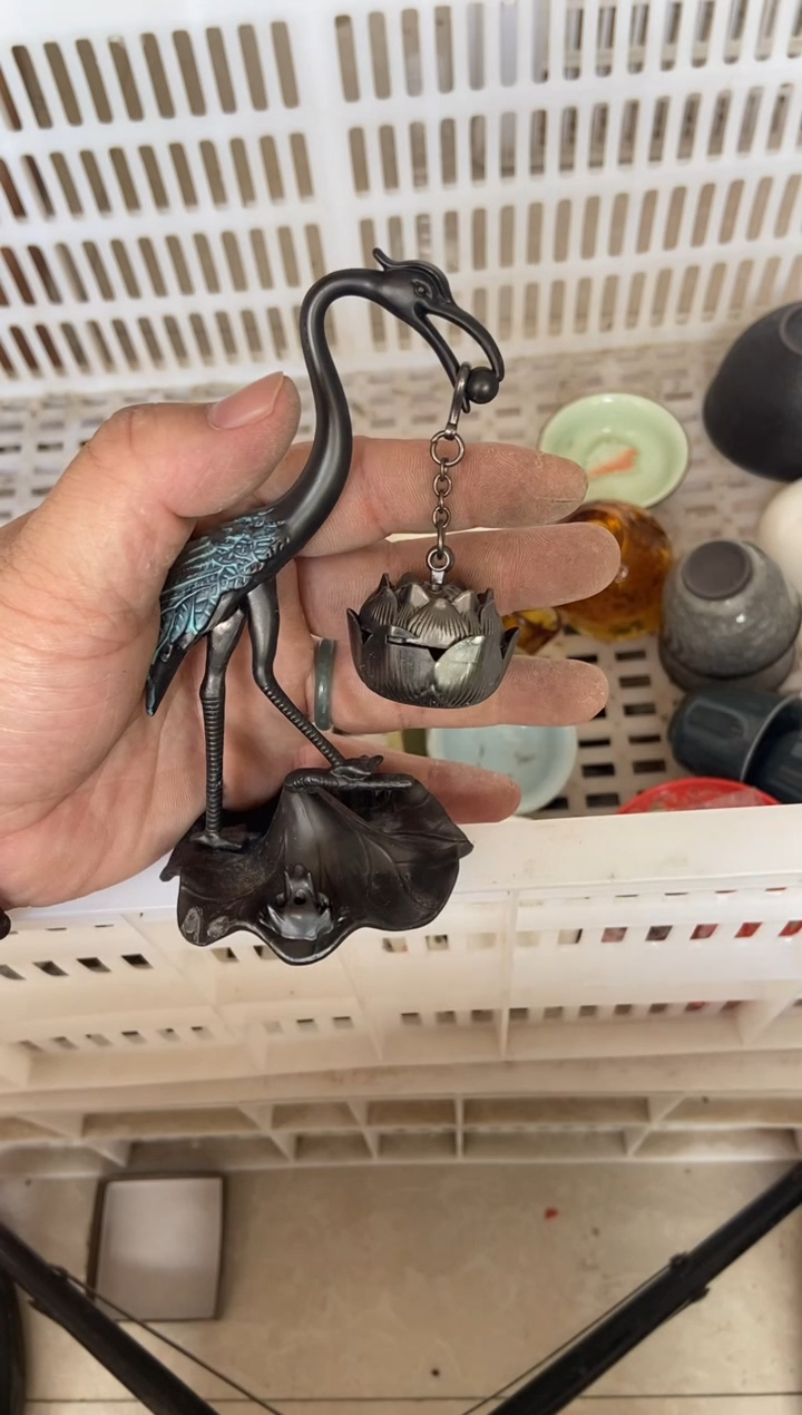 无运费险有瑕疵的摄影的产品有使用过的痕迹有点脏介意勿拍