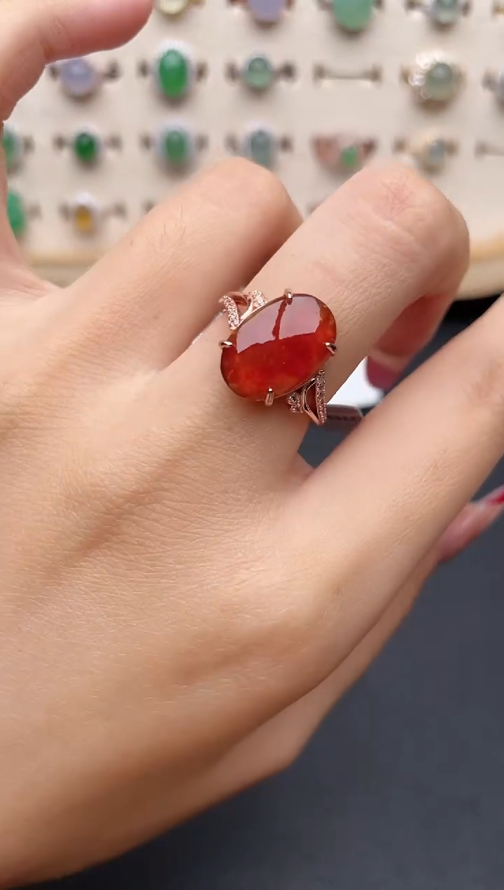 【闪购商品】翡翠戒指银S925镶嵌一物一证一礼盒