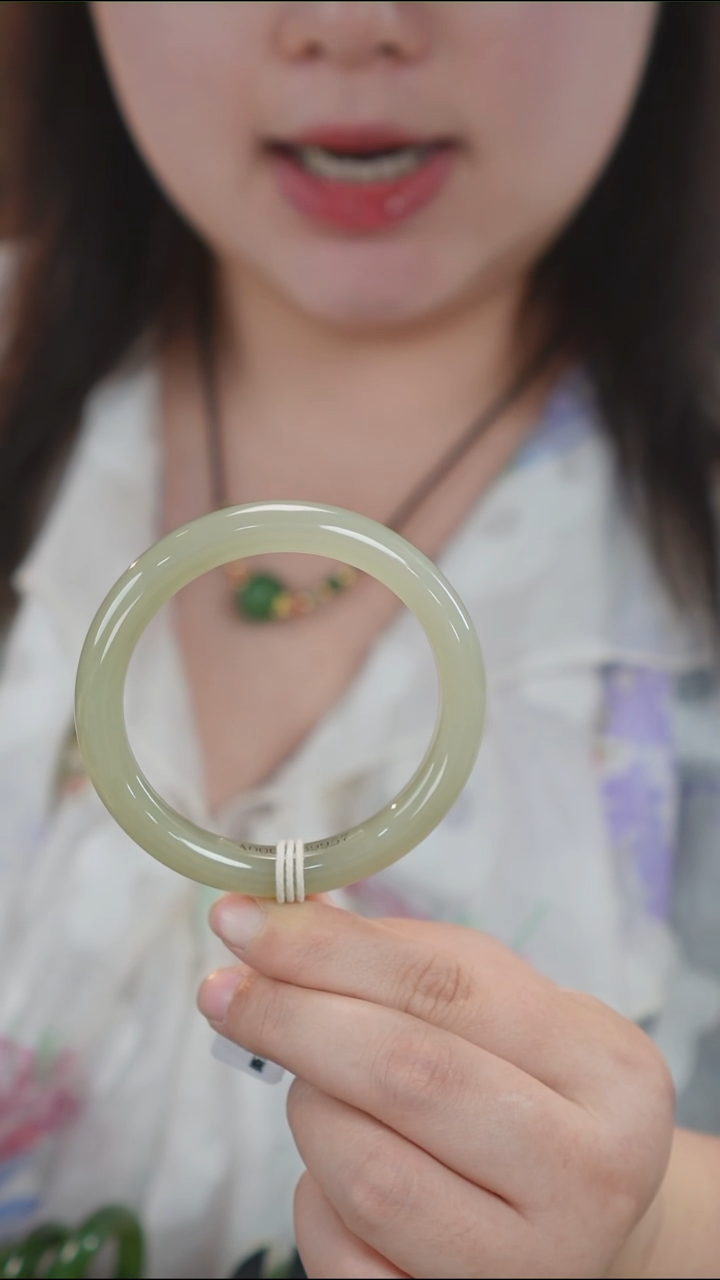 和田玉手镯未镶嵌34【柚子来啦】和田玉拍一发一58