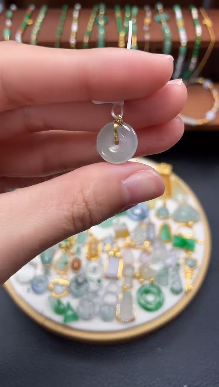 【闪购商品】翡翠吊坠(不含链)18K金镶嵌一个   JK223