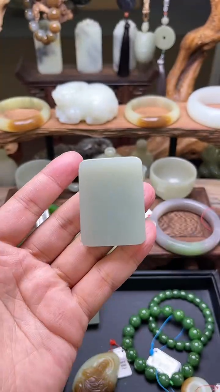 【闪购商品】和田玉吊坠未镶嵌D且末青白玉光面无事牌