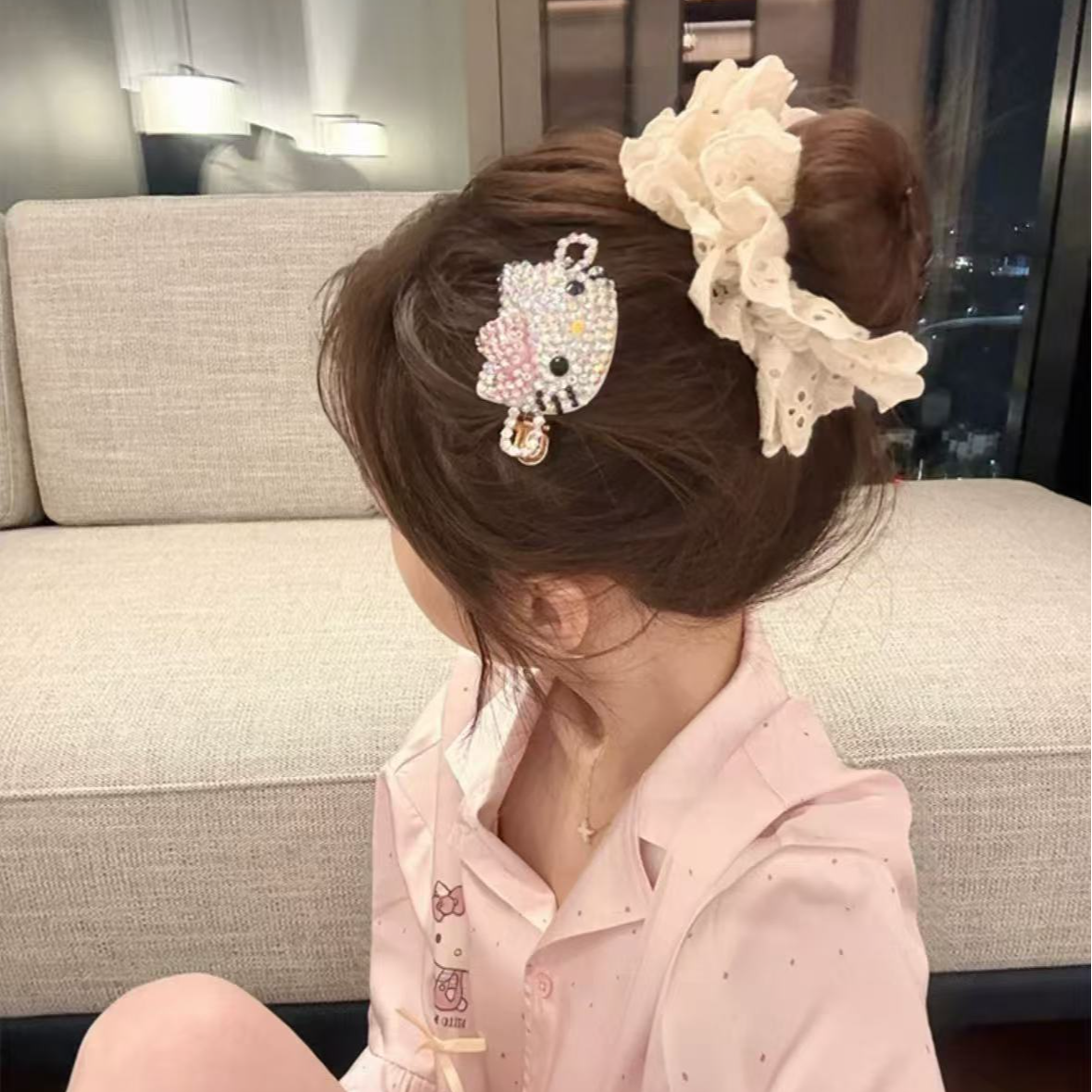 慵懒夏日！可爱款KT猫大头点钻发夹网红卡通发饰满钻鸭嘴夹头饰