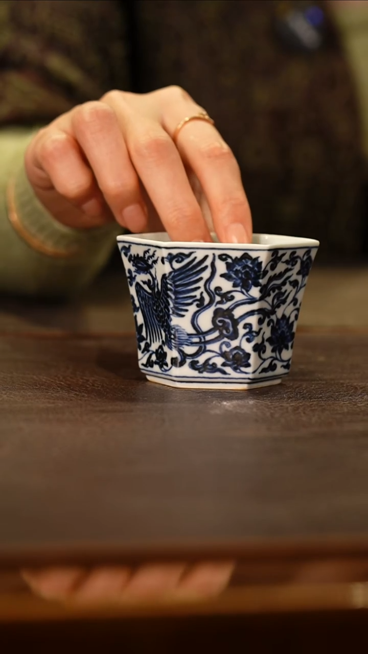 瓷瓷姑娘靑韵堂青花六方凤杯