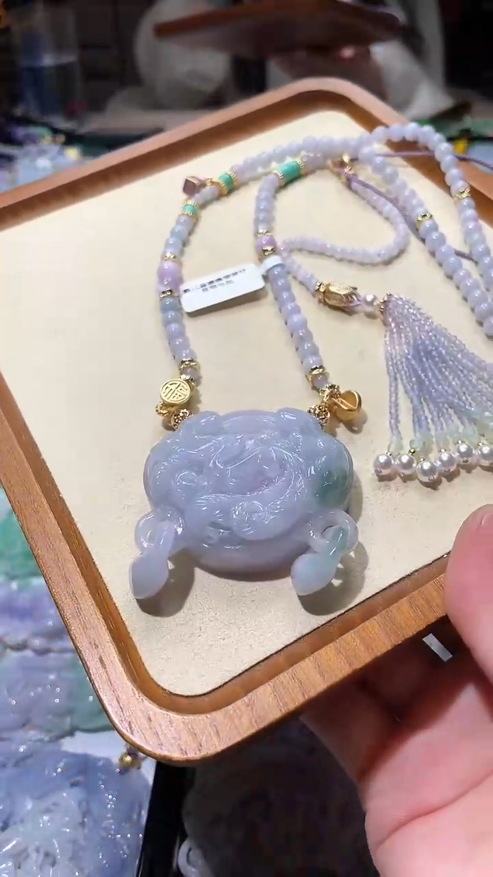 【闪购商品】翡翠颈饰未镶嵌吊坠