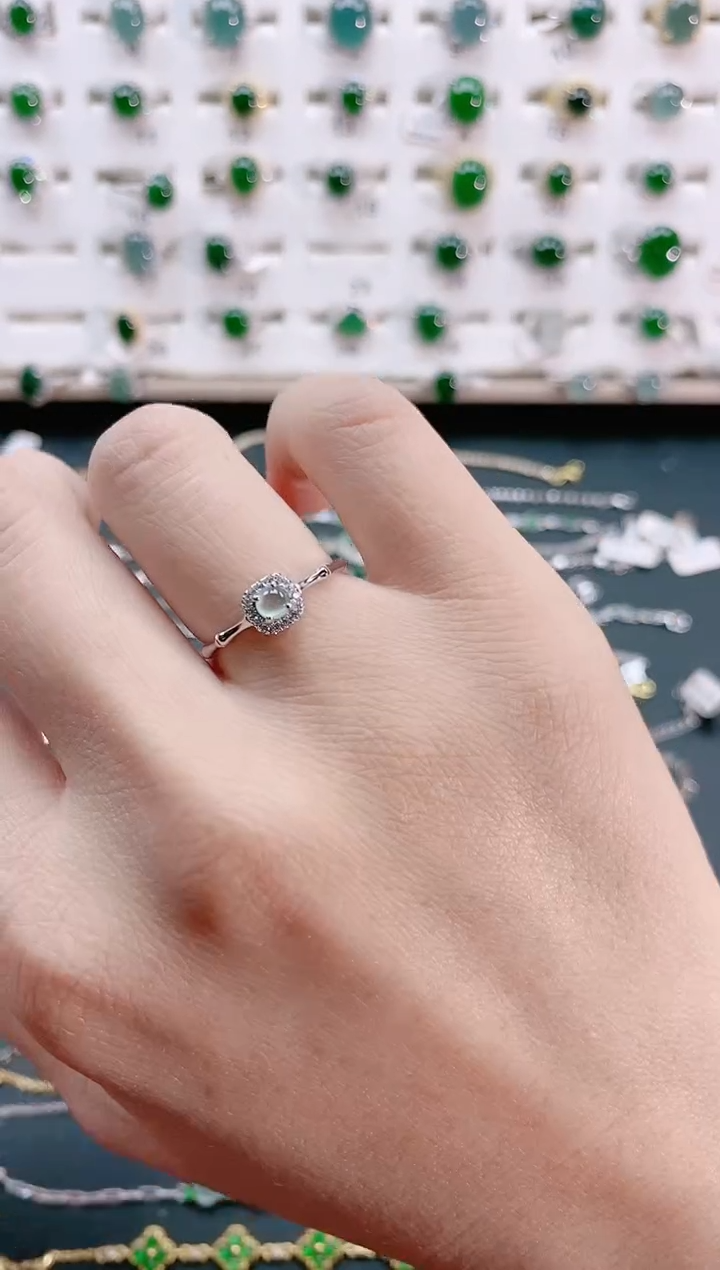 【闪购商品】翡翠戒指银S925镶嵌天然翡翠