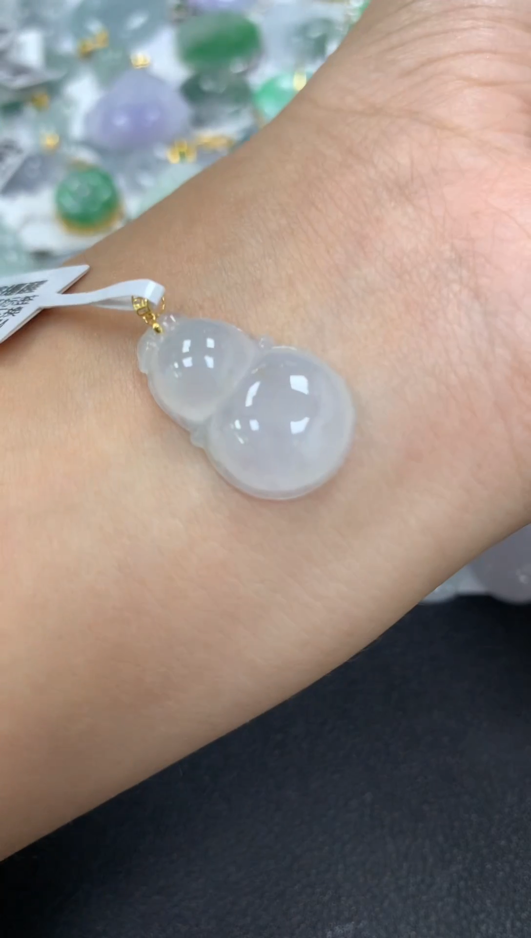 颈饰18K金镶嵌翡翠a货假一赔三支持复检百元上9元证书费自理