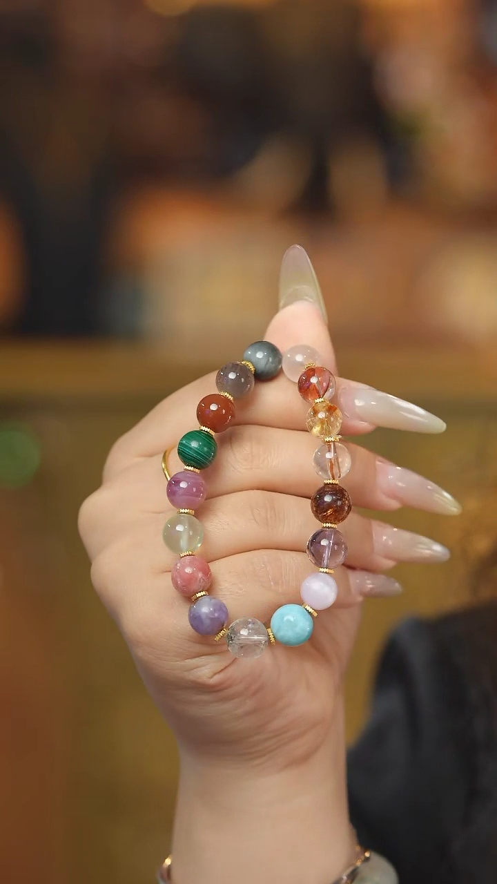 未镶嵌颈饰玛瑙/玉髓（覆膜）Q34155多样性发其一