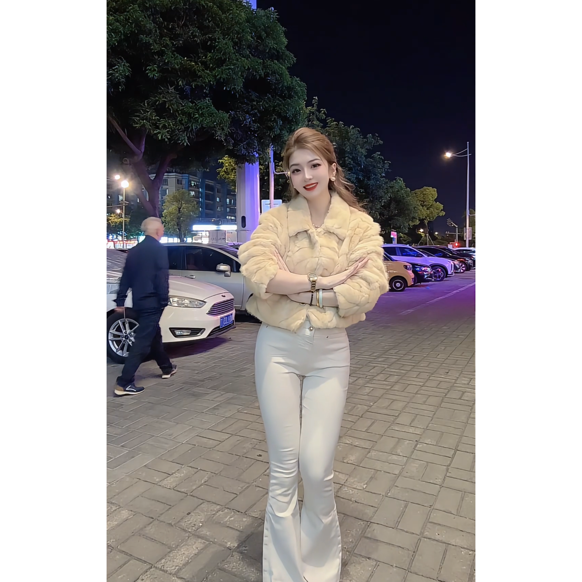 涵儿家 复古高级感翻领毛毛外套 VS 高腰显瘦抓绒喇叭牛仔裤-2599