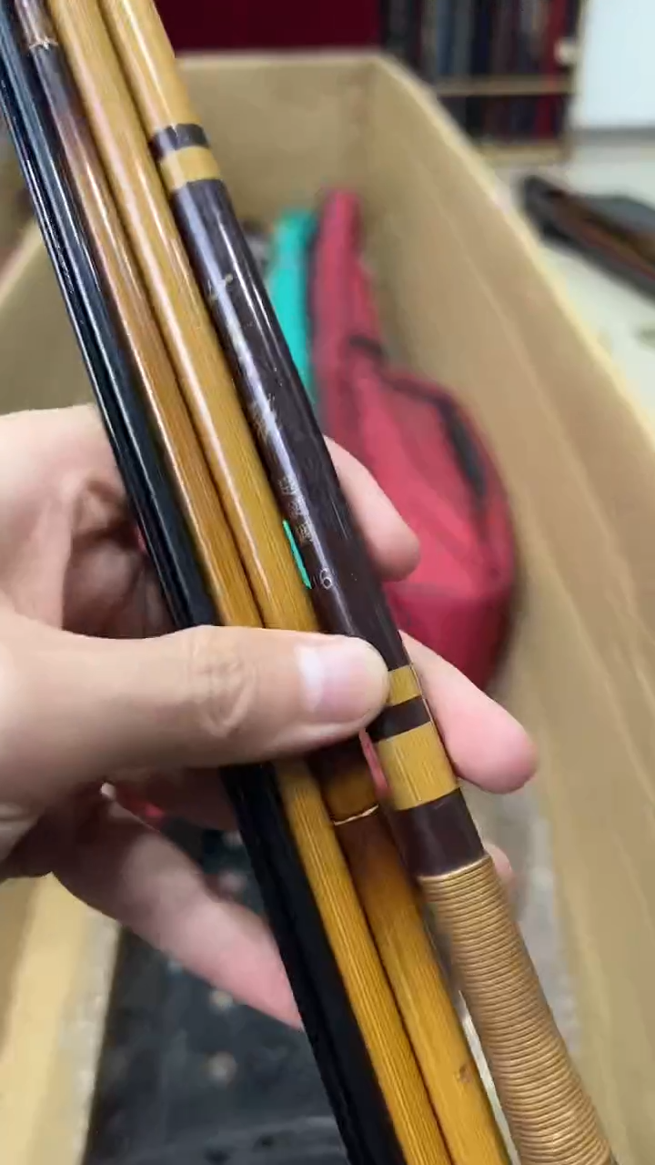 g****y鱼竿 孤品 微瑕疵 以直播间讲解为主 不包邮