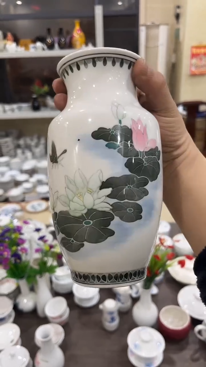 微瑕湖南醴陵釉下五彩陶瓷