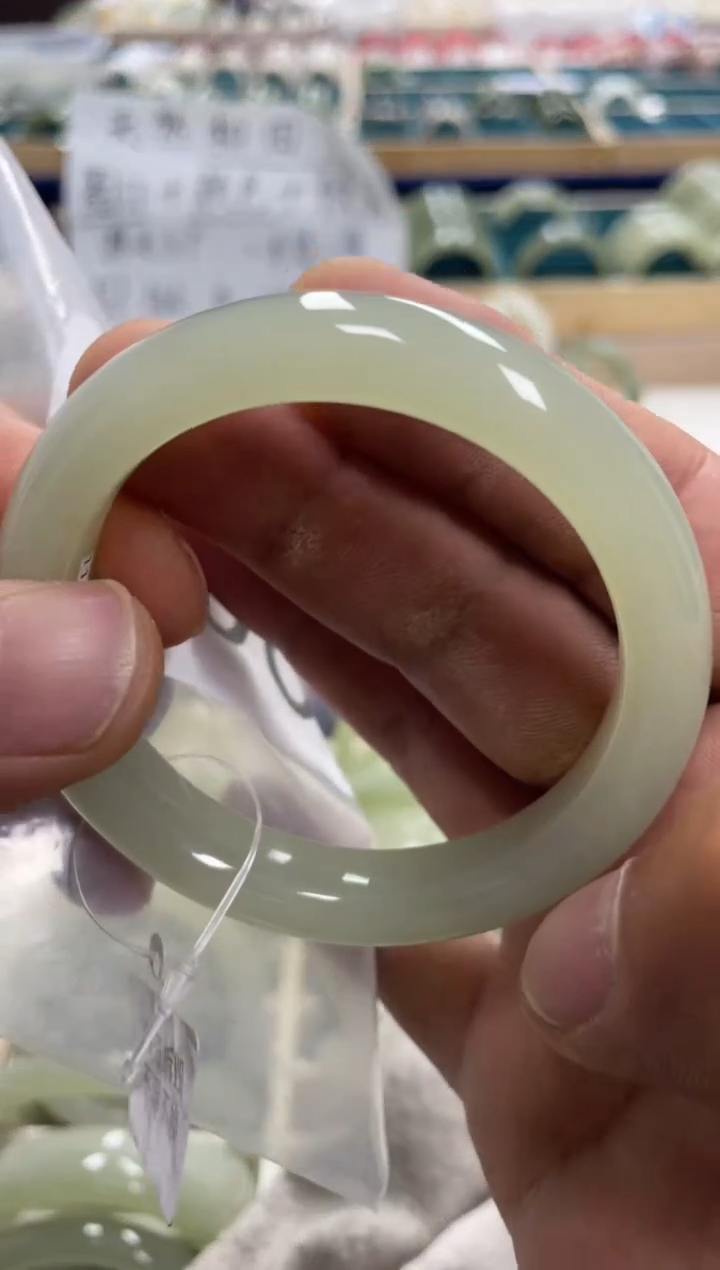 未镶嵌手镯和田玉和田玉手镯57.4 圈166号