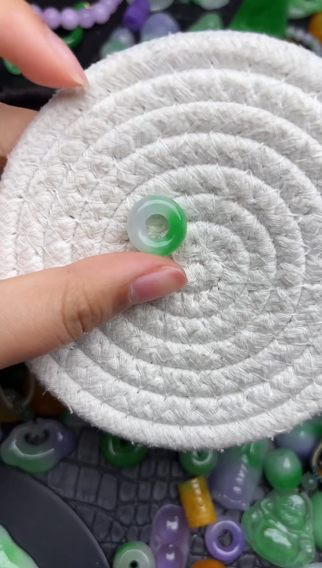 颈饰未镶嵌翡翠缅甸翡翠吊坠