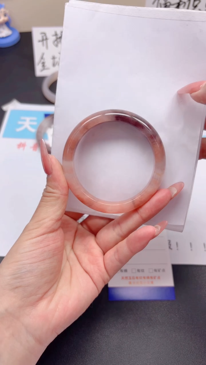 【闪购商品】石英质玉手镯未镶嵌v14