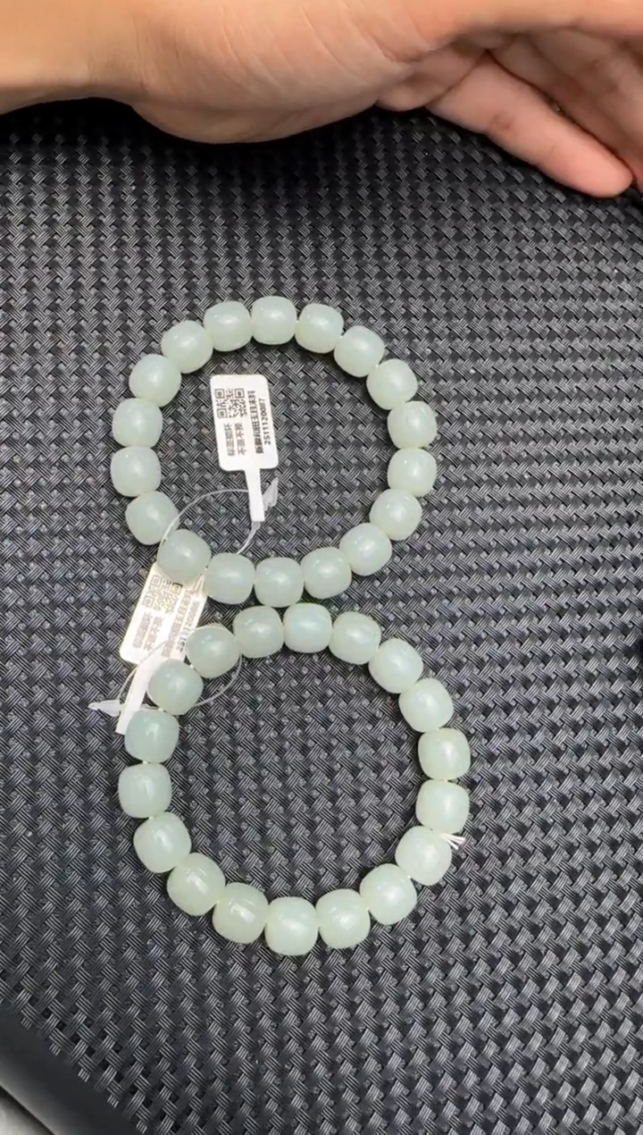 未镶嵌手串和田玉青白玉老型珠手串卡11x12  多样性发其一