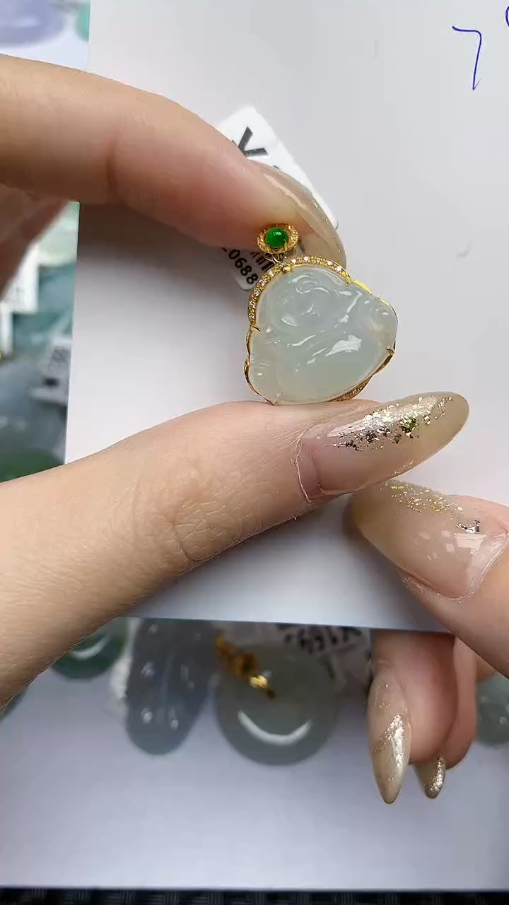 【闪购商品】翡翠颈饰18K金镶嵌天然翡翠A货