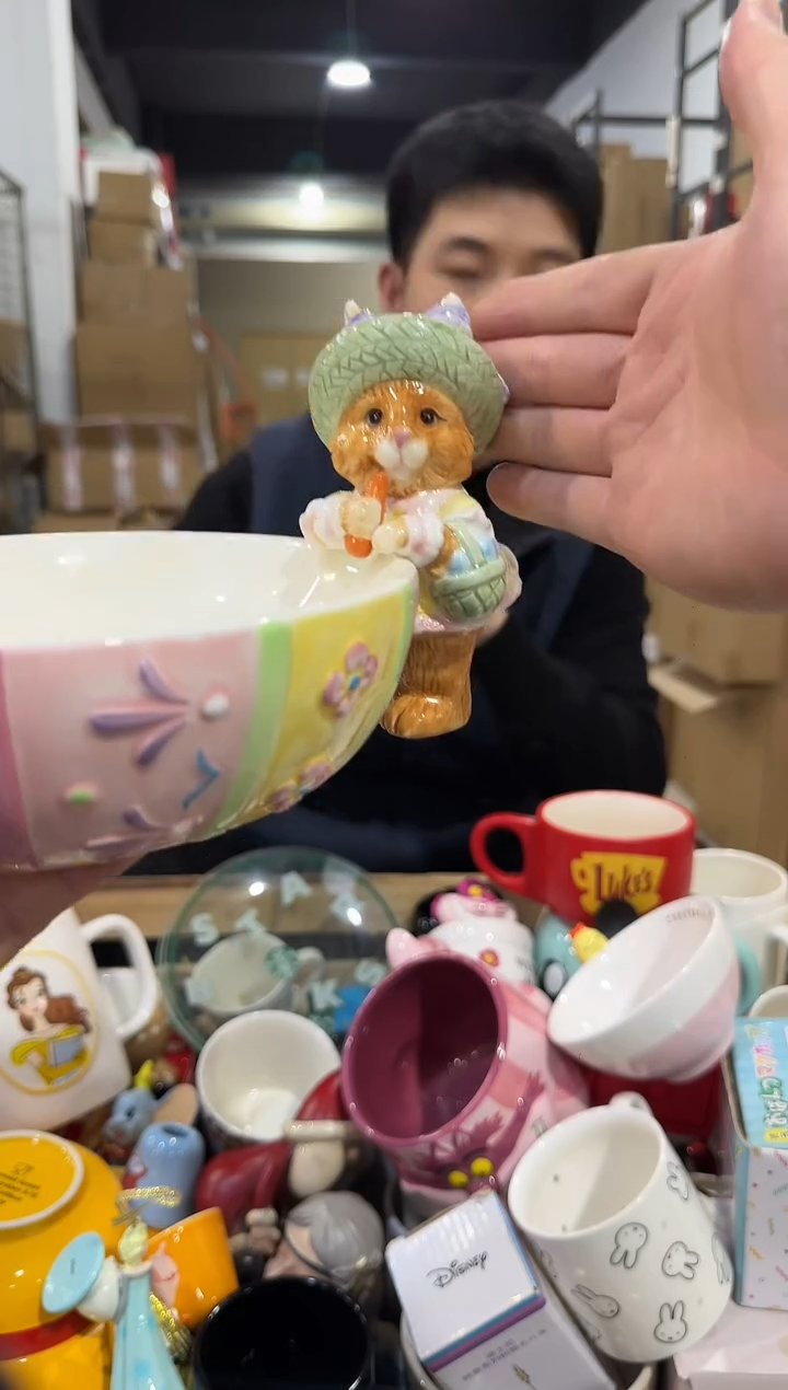 瓷片紫色原盒兔子糖果碗